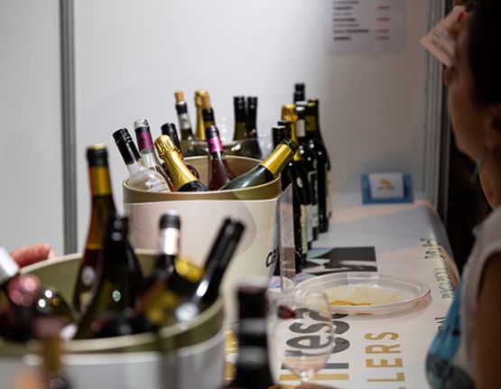 Exposició de vins per tastar